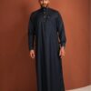 qamis au style minimaliste