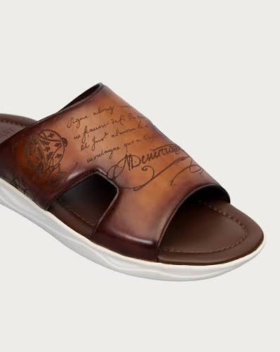 Sandales en cuir Maron